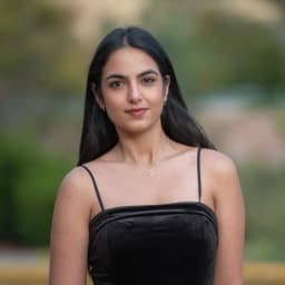 Ajooni Kaur